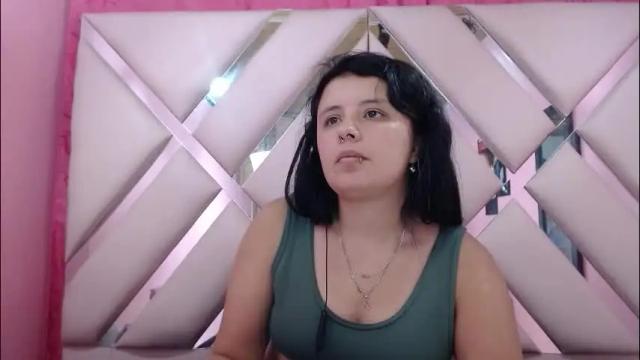 Image 7 of nathaly_low Stream on Chaturbate on 1 month ago