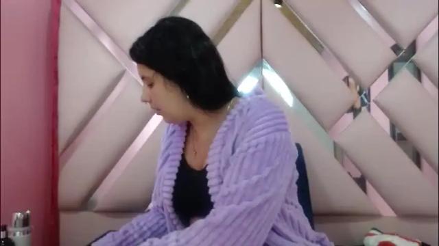 Thumbnail 1, nathaly_low's Stream at Chaturbate, 1 month ago