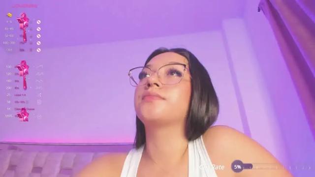 Image 10 of nathaly_star04 Stream on Chaturbate on 12 months ago
