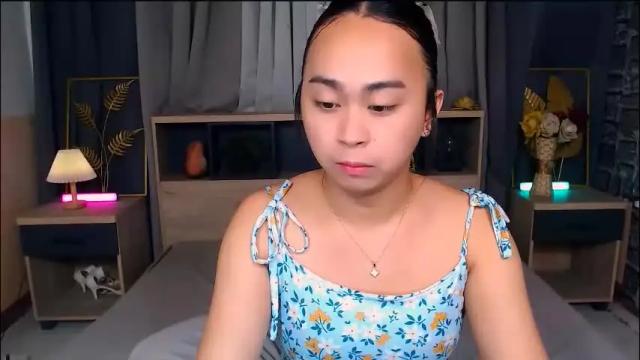 Image 2 of nathalyastone Stream on Chaturbate on 1 month ago