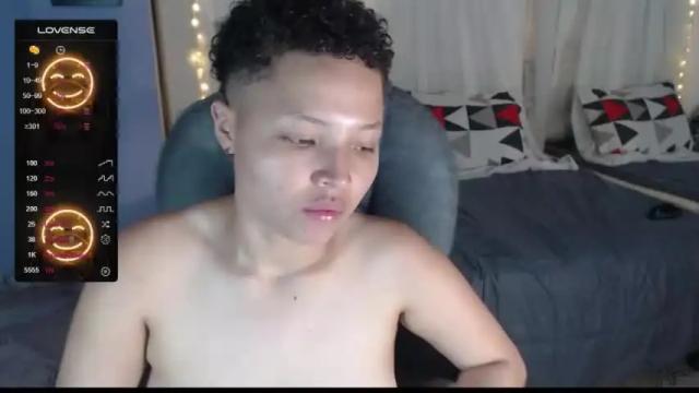 Image 12 of nathy_and_aron Stream on Chaturbate on 18 months ago