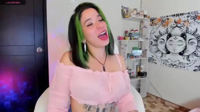Thumbnail 1, natsuki_09's Stream at Chaturbate, 13 months ago