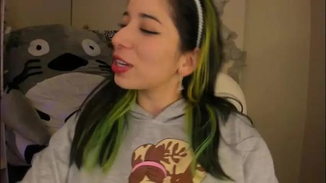 Image 2 of natsuki_09 Stream on Chaturbate on 5 months ago