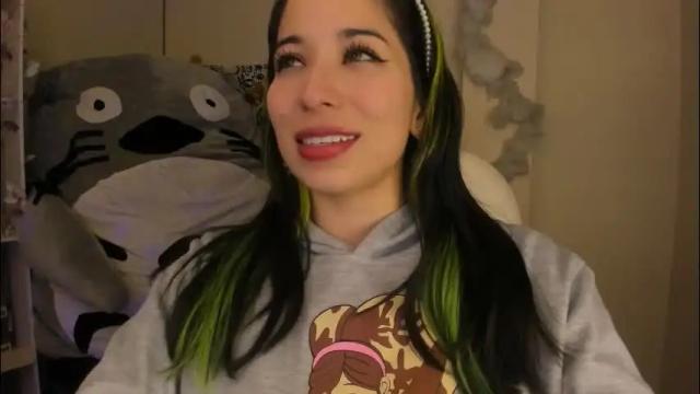 Image 4 of natsuki_09 Stream on Chaturbate on 5 months ago