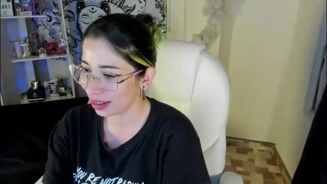 Image 11 of natsuki_09 Stream on Chaturbate on 3 months ago