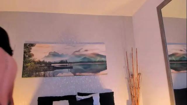 Image 2 of natt_collins Stream on Chaturbate on 1 month ago
