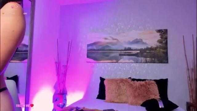 Image 10 of natt_collins Stream on Chaturbate on 1 day ago