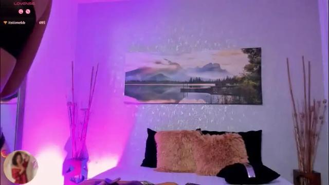 Image 12 of natt_collins Stream on Chaturbate on 1 day ago