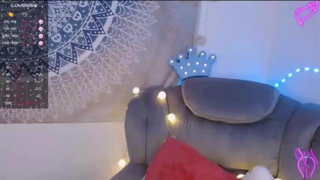 Image 2 of natt_doll_ Stream on Chaturbate on 15 months ago