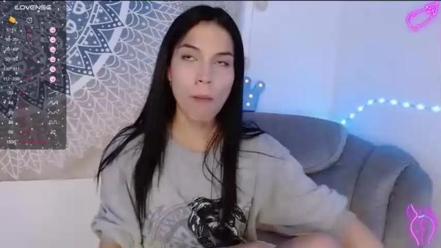 Image 3 of natt_doll_ Stream on Chaturbate on 15 months ago
