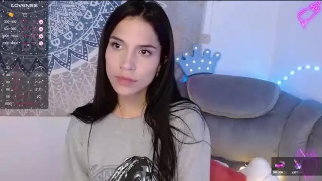 Image 6 of natt_doll_ Stream on Chaturbate on 15 months ago