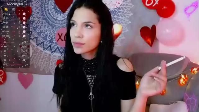 Image 4 of natt_doll_ Stream on Chaturbate on 15 months ago