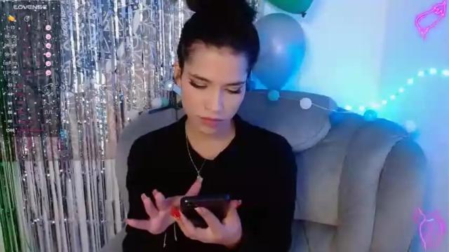 Image 4 of natt_doll_ Stream on Chaturbate on 14 months ago