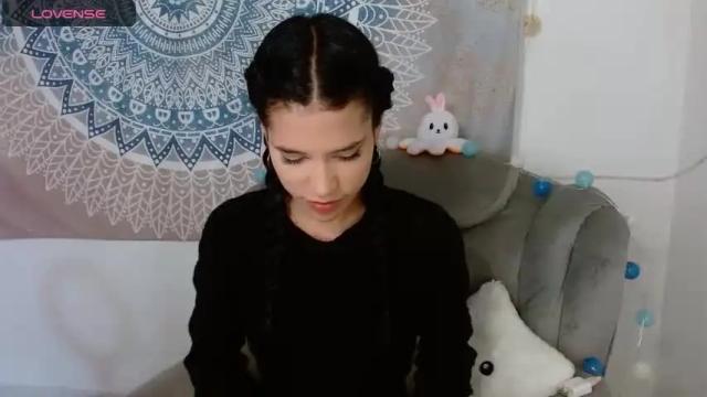 Image 2 of natt_doll_ Stream on Chaturbate on 13 months ago