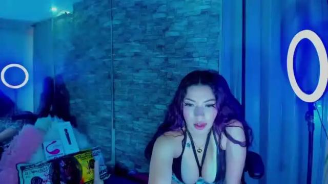 Image 12 of nattie_amber69 Stream on Chaturbate on 16 months ago
