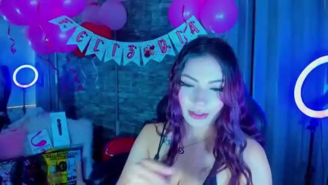 Image 10 of nattie_amber69 Stream on Chaturbate on 16 months ago