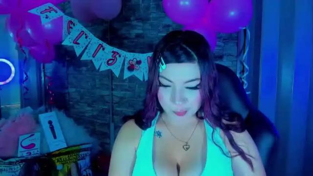 Thumbnail 2, nattie_amber69's Stream at Chaturbate, 15 months ago