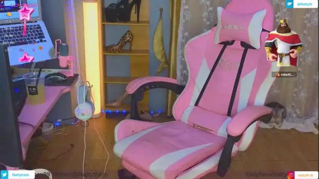 Image 8 of nattyladyboy Stream on Chaturbate on 1 month ago