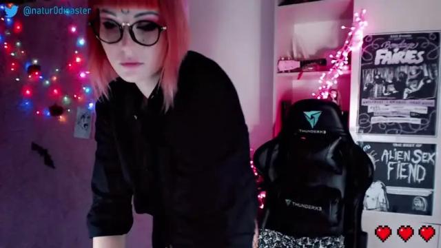 Image 11 of natural__disaster Stream on Chaturbate on 17 months ago