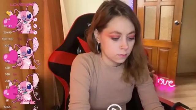 Image 12 of natural_babe666 Stream on Chaturbate on 13 months ago