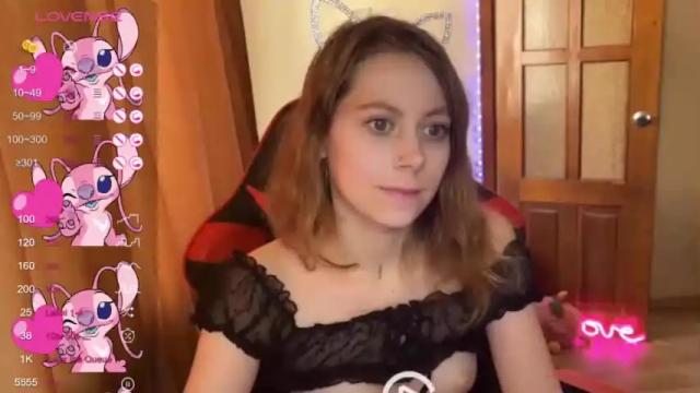 Image 6 of natural_babe666 Stream on Chaturbate on 13 months ago