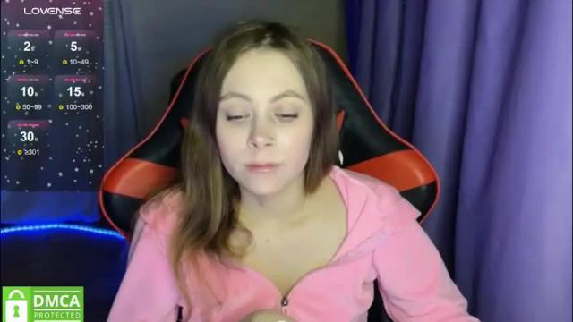 Image 11 of natural_babe666 Stream on Chaturbate on 2 months ago