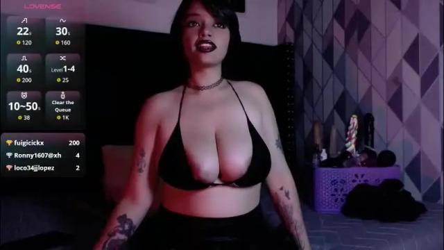 Image 10 of naturaltitss_ Stream on Chaturbate on 1 month ago