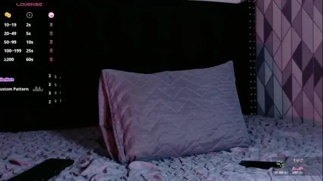 Image 2 of naturaltitss_ Stream on Chaturbate on 26 days ago