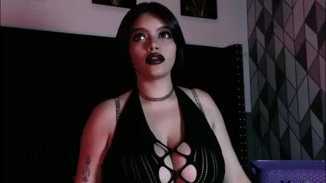 Image 2 of naturaltitss_ Stream on Chaturbate on 11 hours ago