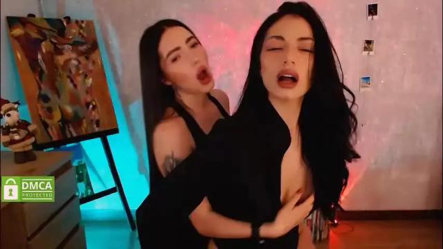 Image 4 of natval_ Stream on Chaturbate on 1 month ago