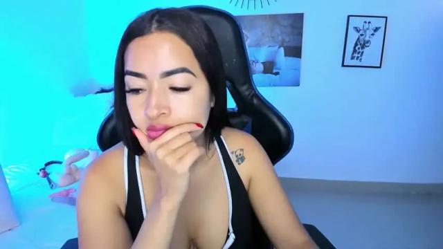 Image 10 of naty_07 Stream on Chaturbate on 8 months ago