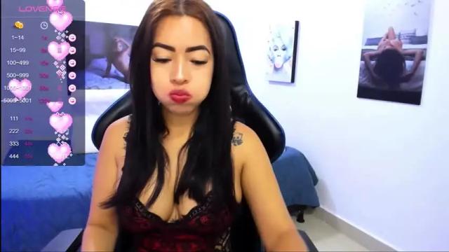 Image 7 of naty_07 Stream on Chaturbate on 14 months ago