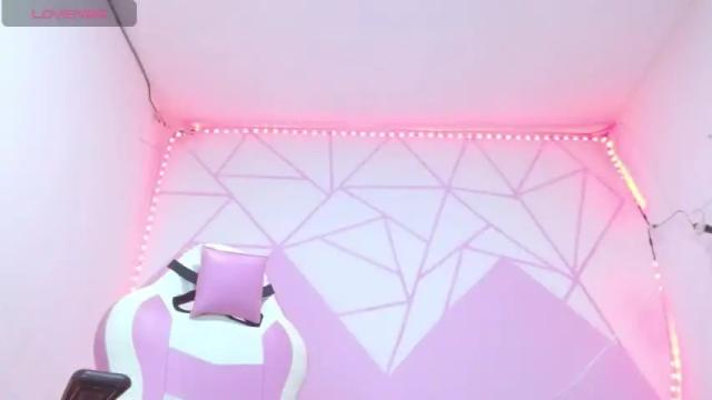 Image 12 of naty_coxx Stream on Chaturbate on 13 months ago