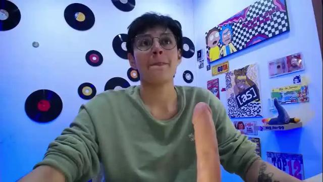 Image 10 of naty_lux19 Stream on Chaturbate on 1 month ago