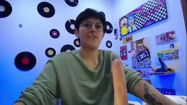 Image 11 of naty_lux19 Stream on Chaturbate on 1 month ago