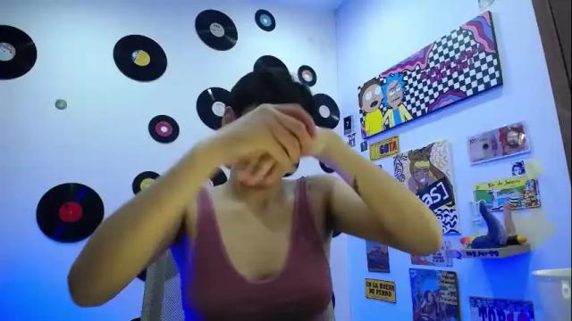Image 3 of naty_lux19 Stream on Chaturbate on 1 month ago