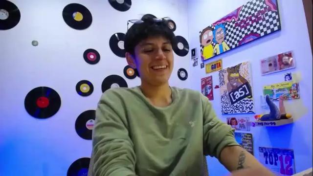 Image 4 of naty_lux19 Stream on Chaturbate on 1 month ago