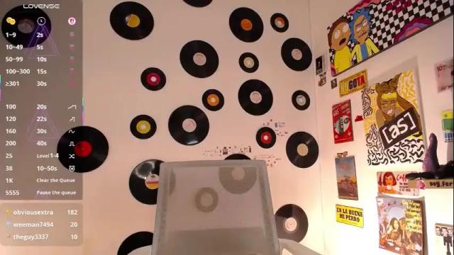 Image 3 of naty_lux19 Stream on Chaturbate on 1 month ago