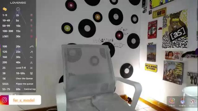 Image 7 of naty_lux19 Stream on Chaturbate on 20 days ago
