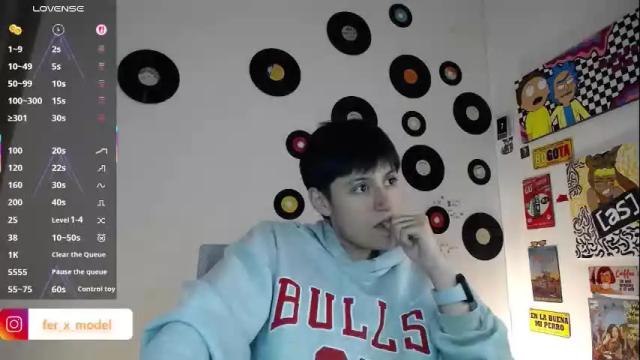 Image 2 of naty_lux19 Stream on Chaturbate on 8 days ago