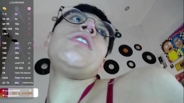 Image 7 of naty_lux19 Stream on Chaturbate on 8 days ago
