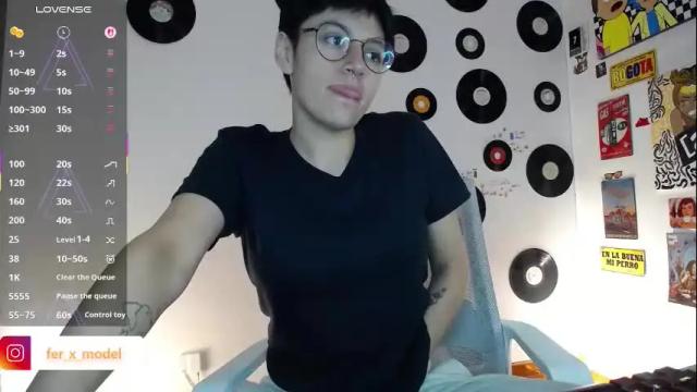 Image 2 of naty_lux19 Stream on Chaturbate on 7 days ago
