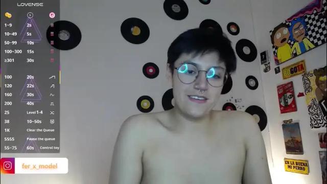 Image 2 of naty_lux19 Stream on Chaturbate on 1 day ago