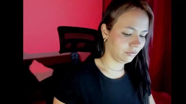 Image 3 of naty_nattty Stream on Chaturbate on 21 days ago