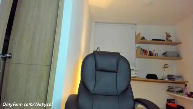 Image 3 of natycol___ Stream on Chaturbate on 26 days ago