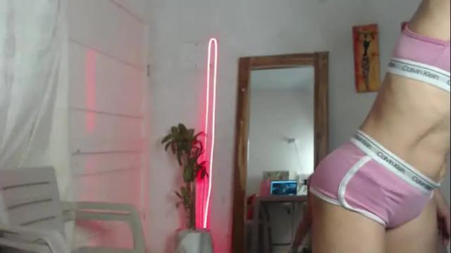 Image 11 of natzumi_mcqueen Stream on Chaturbate on 1 month ago
