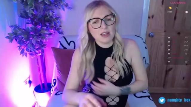 Image 4 of naughty__bex Stream on Chaturbate on 16 months ago