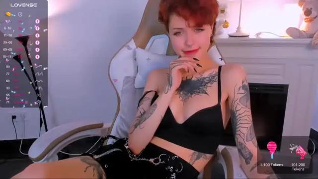 Image 2 of naughty__fox Stream on Chaturbate on 17 months ago