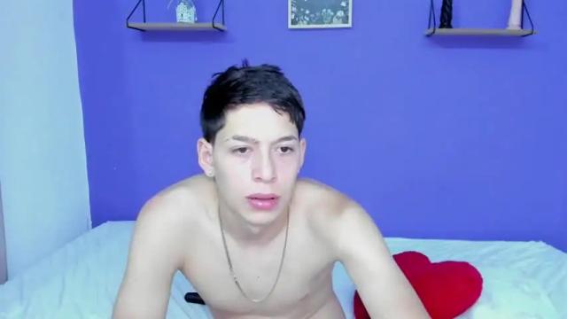 Image 6 of naughty_brysky Stream on Chaturbate on 13 months ago