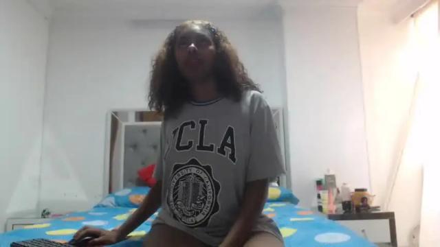 Image 2 of naughty_bunnyy20 Stream on Chaturbate on 16 months ago